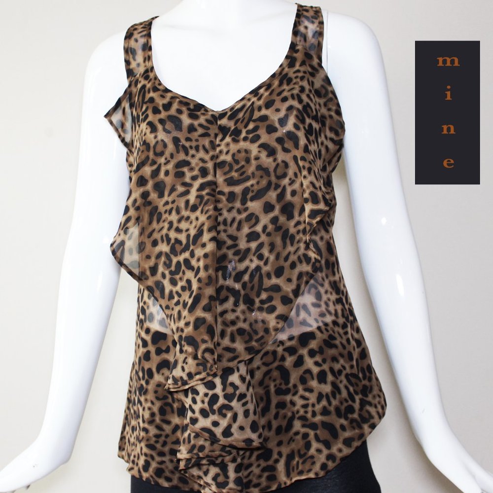 NWOT Cheetah print blouse w/ front ruffles medium